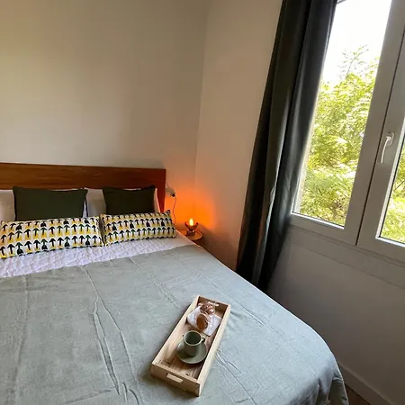 De La Madrona 1st Floor Easy Street Parking Апартаменты