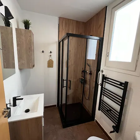 公寓 De La Madrona 1st Floor Easy Street Parking *